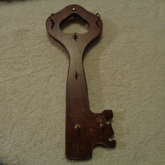 STEAMPUNK VINTAGE LG WOODEN KEY HOLDER - Picture 4 of 8